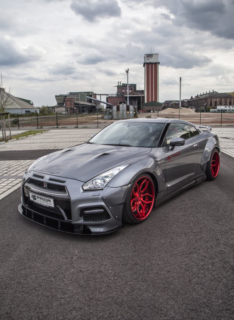 Nissan GT-R R35 Tuning - Prior Design PD750 Widebody Kit