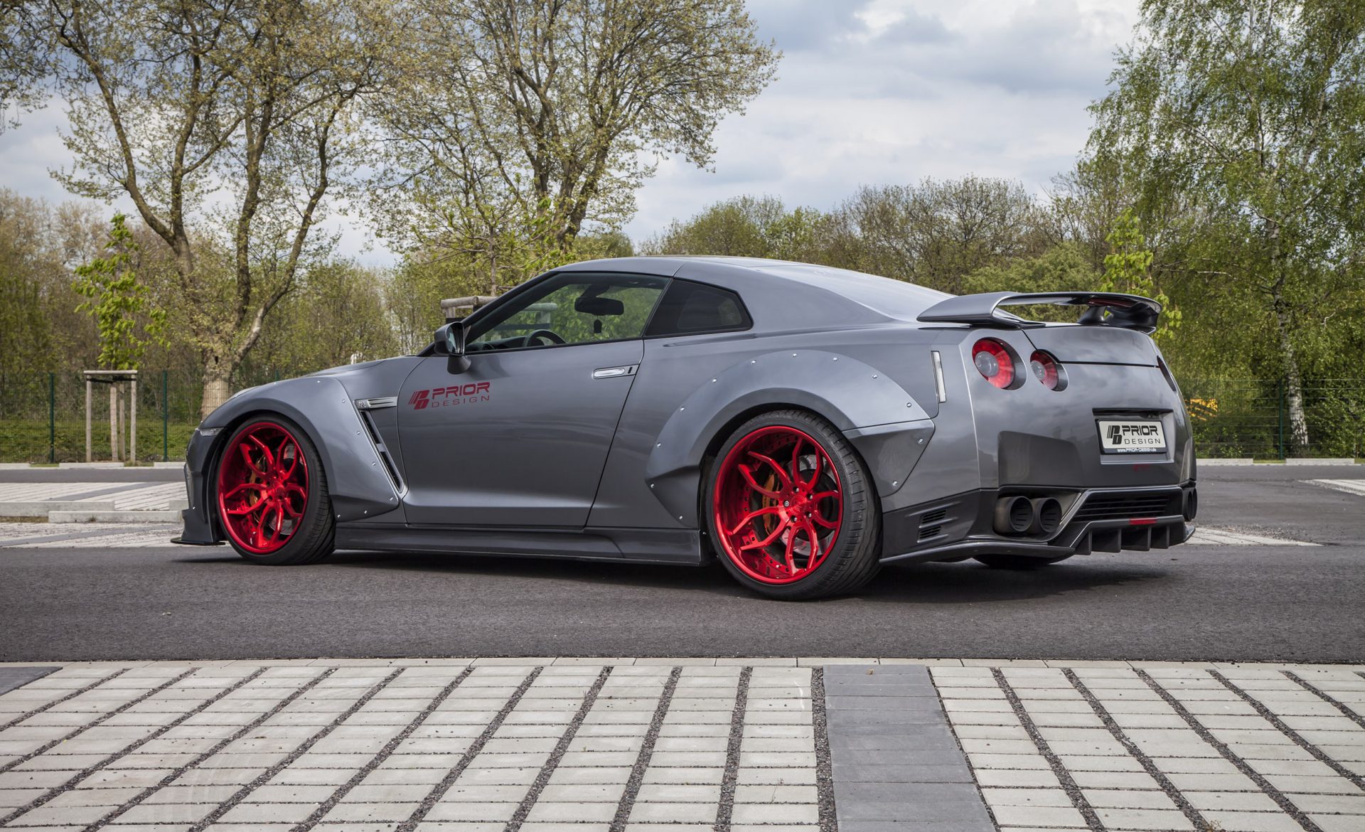 PD750 Side Skirts for Nissan GT-R [R35]