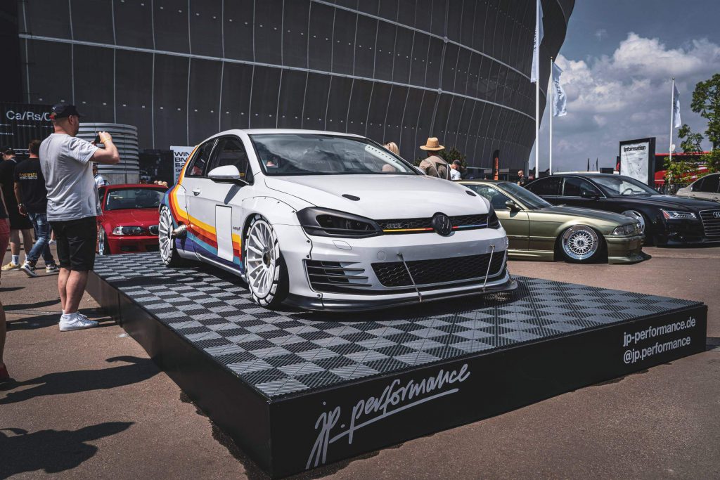 Ultrace Official 2023 - Prior Design Stand